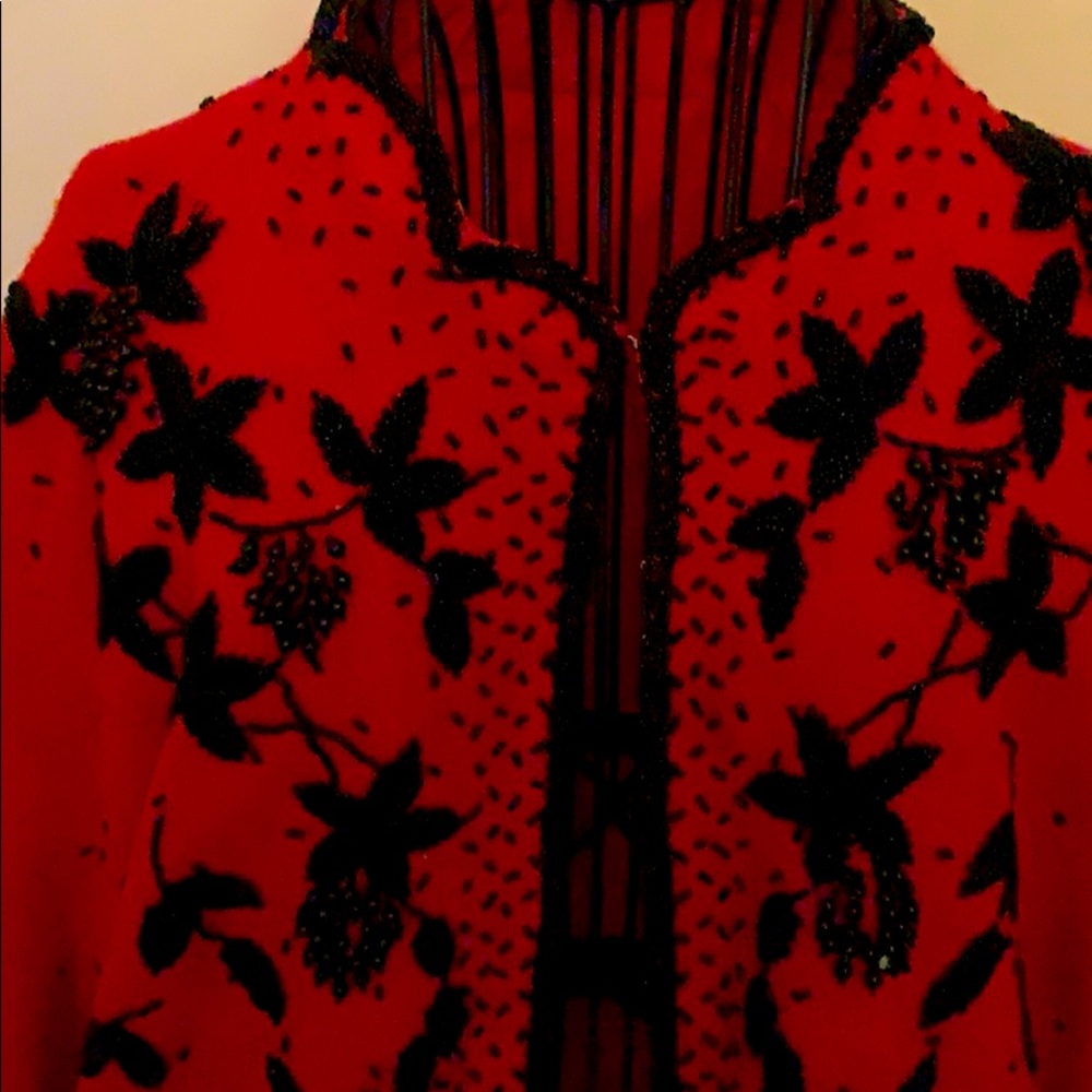Sweater - Picture 4 of 5
